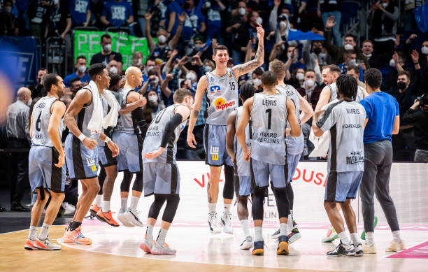 更是一次有 更是一次有