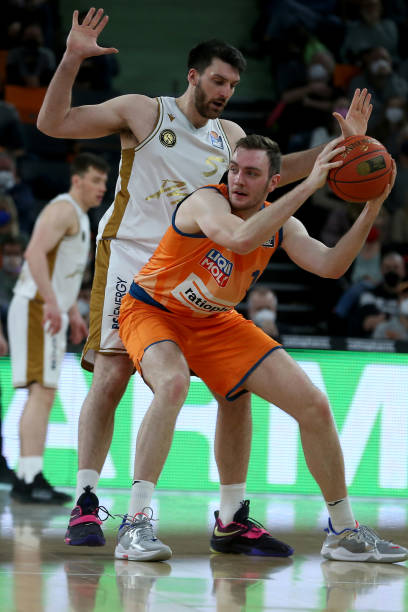 尽管拜仁目 尽管拜仁目